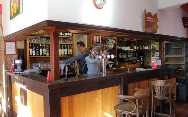 Hotel le Chapeau Rouge