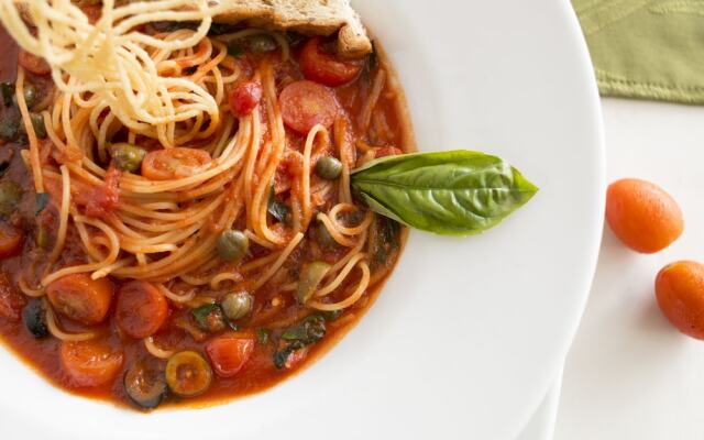 CR Luxury Los Sueños Condos