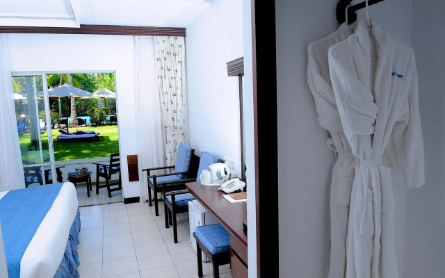 Voyager Beach Resort