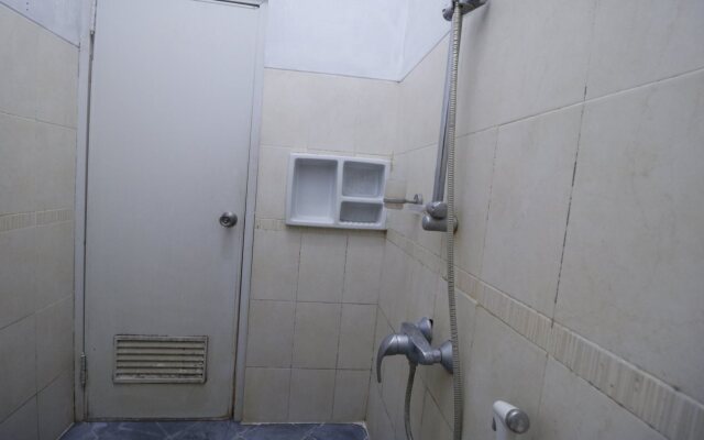 RedDoorz Plus near Undip Tembalang