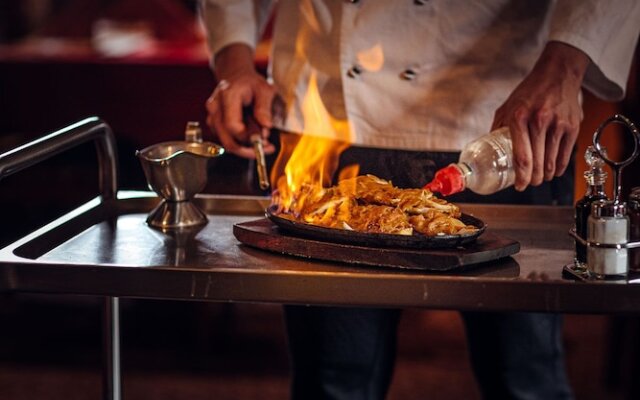 Hotel & Restaurant Peking