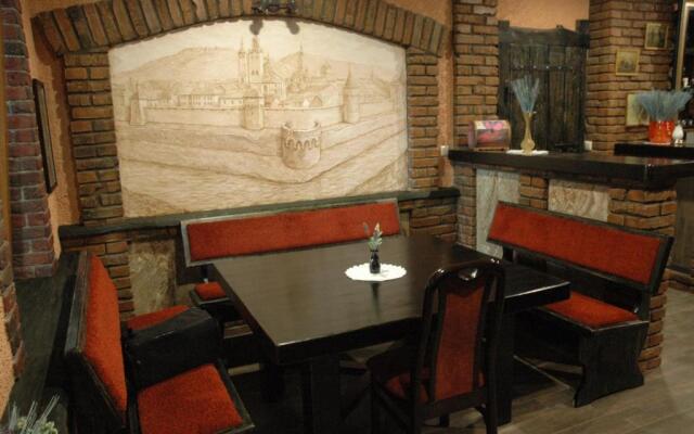 Мотель "Гостинний Двір"