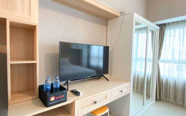 Restful And Functional Studio Apartment At Springlake Summarecon Bekasi