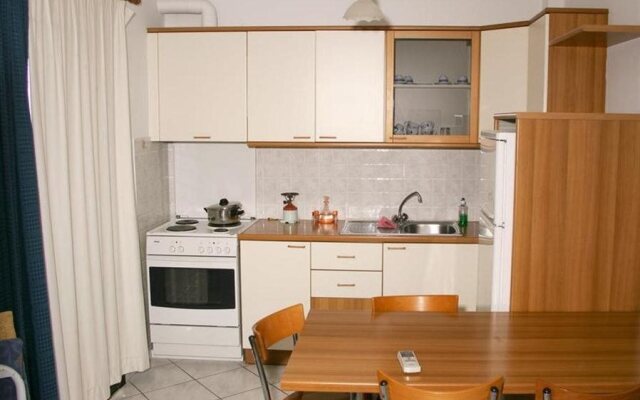 Minos Apartments & Studios
