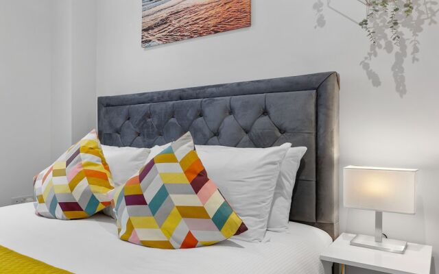 Beautiful Serviced Room Crystal Palace London Se20