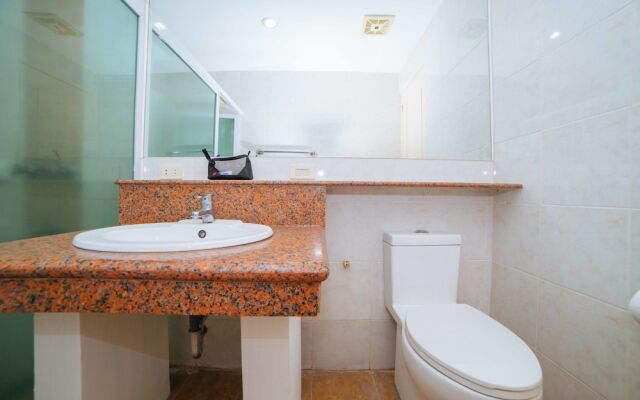 RedDoorz Premium @ Korea Town Angeles City