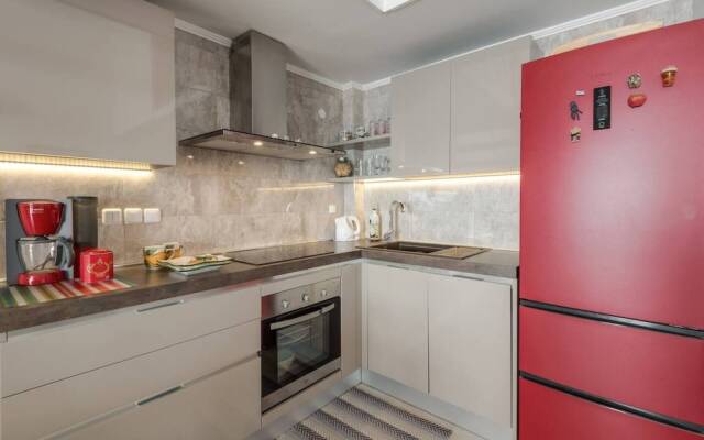 Fantastic Penthouse in Neos Marmaras