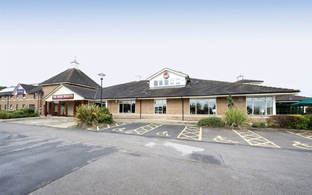 Premier Inn Sheffield/Barnsley (M1 Jct36)