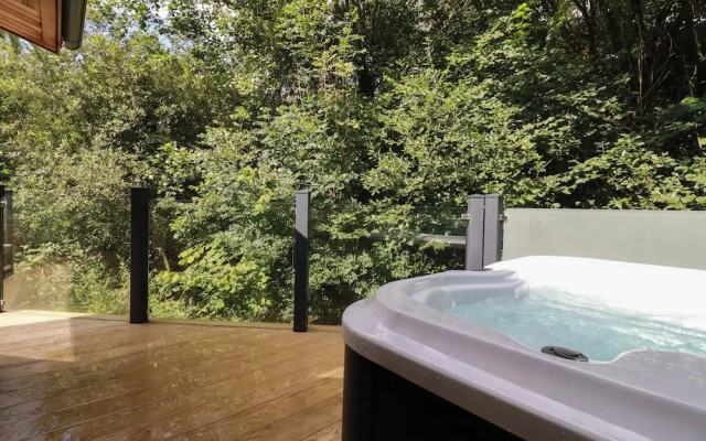 1 Streamside
