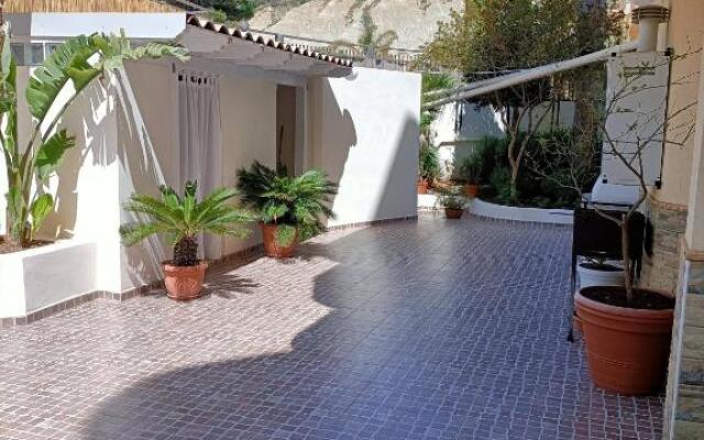 The Garden House alla Scala dei Turchi