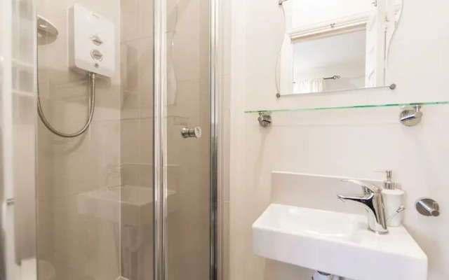 Golders Green Guest House