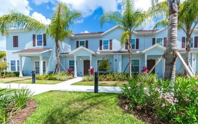 Amazing Townhome! - Lucaya Village - 9006SD