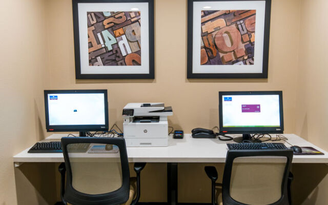 Candlewood Suites - Fairbanks