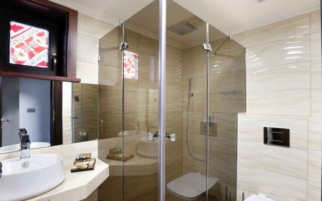 Armaco Residence