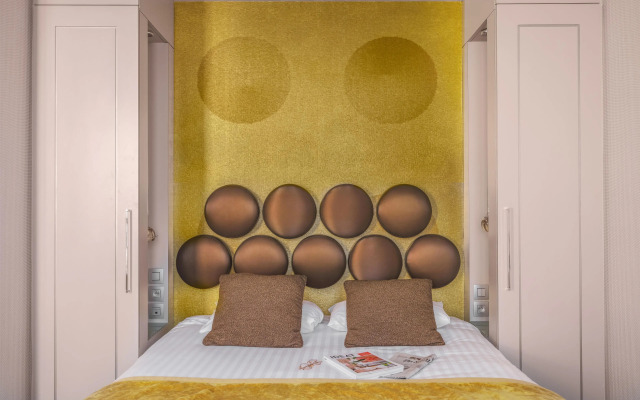 Hotel Le Petit Paris