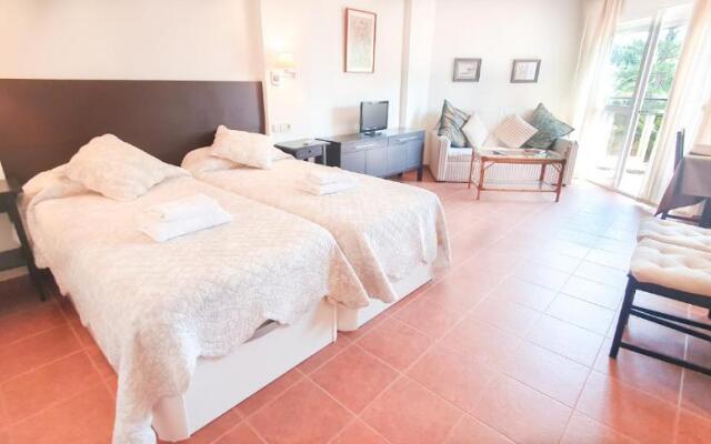 Skol 329 – Spacious Beachfront Studio with Sea Views