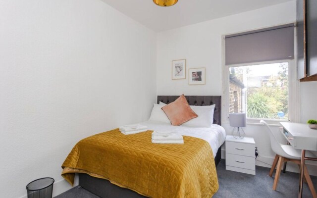 Quiet 2 Bedroom Flat in Peckham Rye