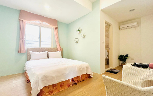 16 Alley Hostel