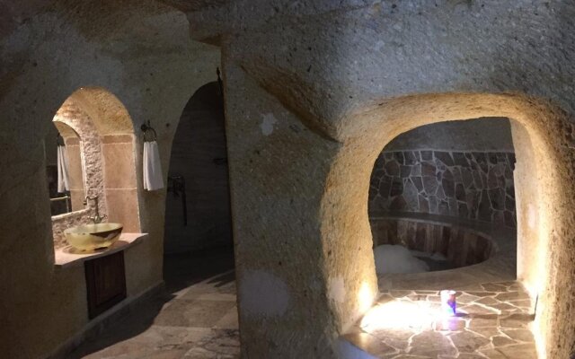 Oread Cave Suites