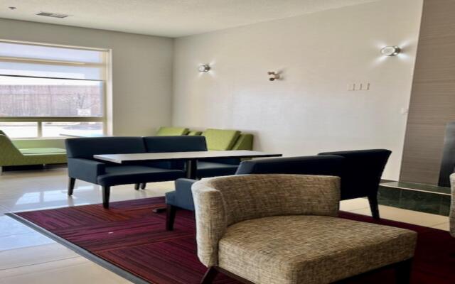 Holiday Inn Express Hotel & Suites Edmonton South by IHG