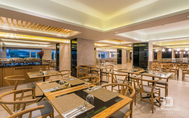 Rattanachol Hotel