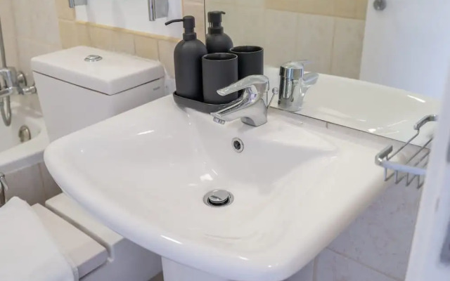 Tranquil 3BR Villa in Springs Community - Sleeps 7