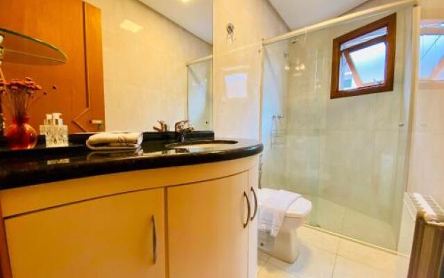 Rosa Apartamento Centro Gramado 11