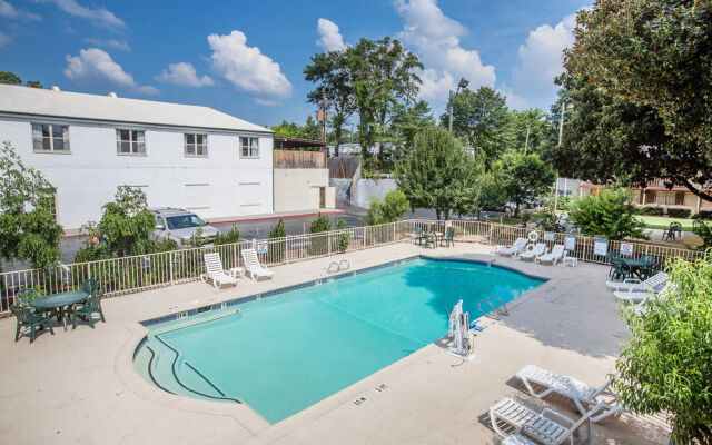 Quality Inn Northeast