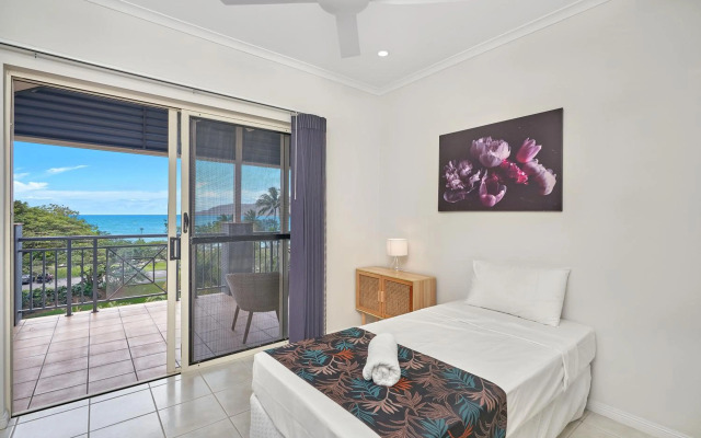 North Cove Waterfront Suites