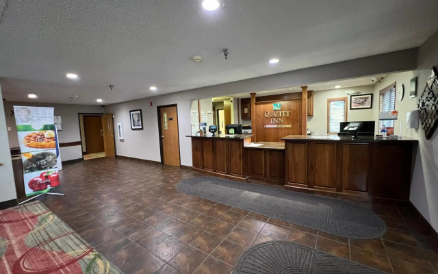 Quality Inn Mitchell I-90