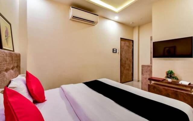 Hotel Frontier Royal