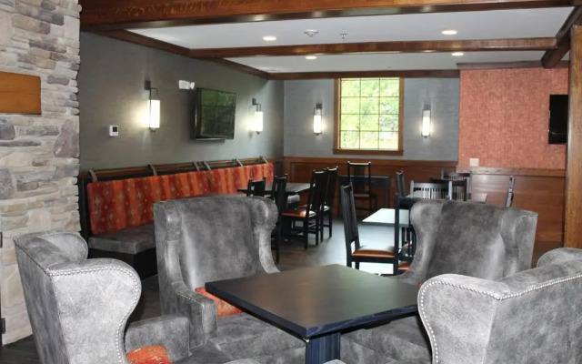 Craftsman Inn & Conference Center