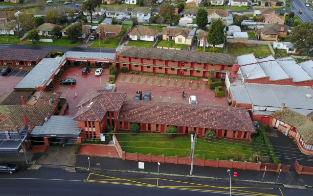 Sovereign Park Motor Inn