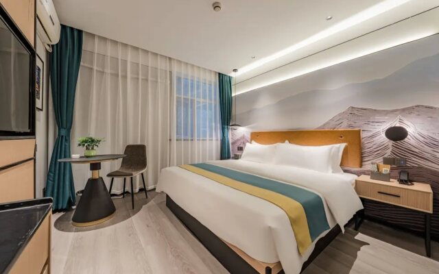 New Century Meitu Hotel (Ningbo Tianyi Square, Gulou Metro Station)