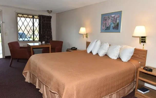 Budget Inn Columbus West