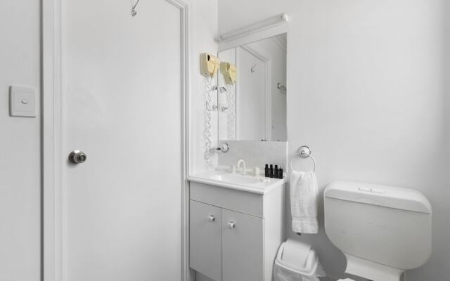 Costello Hotels - Moonta Bay Cabins