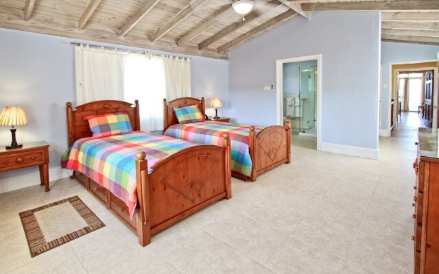 Azure Cove, Silver Sands. Jamaica Villas 5BR