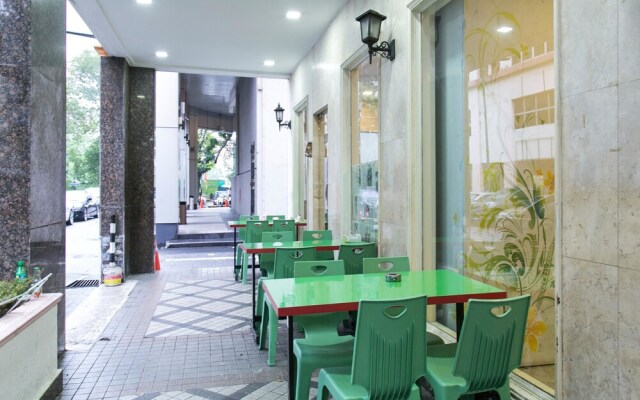 OYO 204 I Biz Hotel