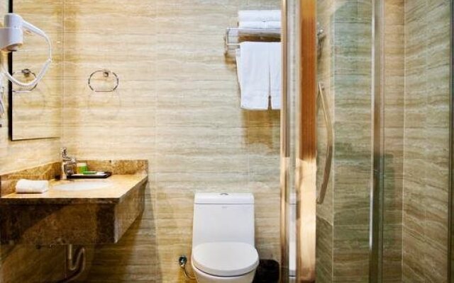 Nanjing Qingguo Holiday Hotel