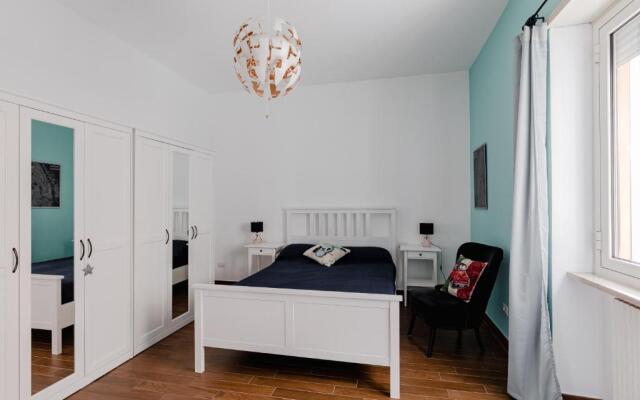 Scarfoglio Apartment, 4 persone, 2 camere, balcone, Wi-Fi, Stazione Tiburtina