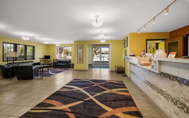Americas Best Value Sandman Inn