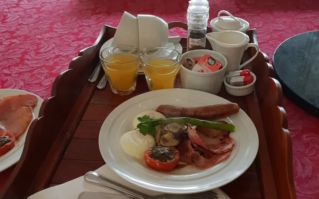 Tambaridge Bed and Breakfast