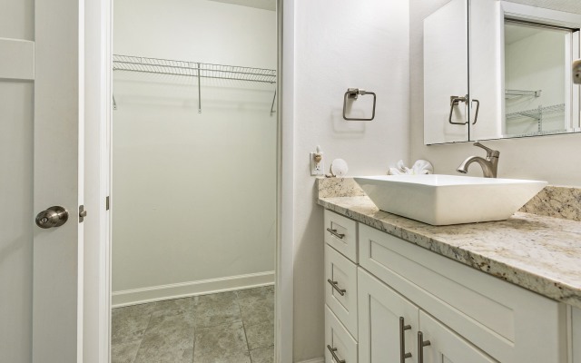 Sun Plaza West Unit 204