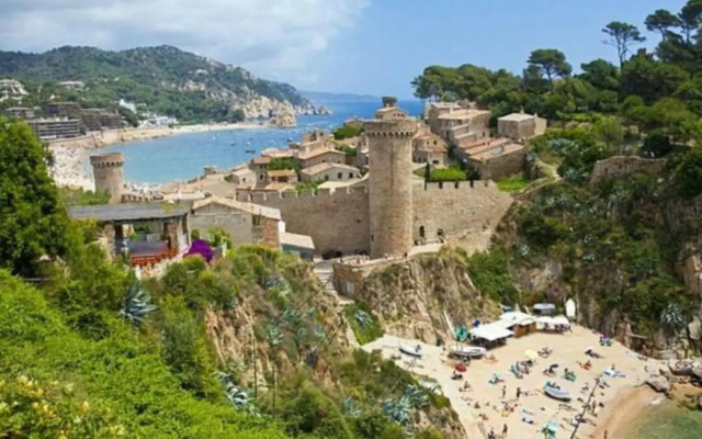 Cala Salions, Chalana II