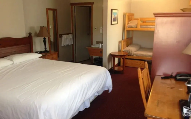 Aspen Inn & Suites