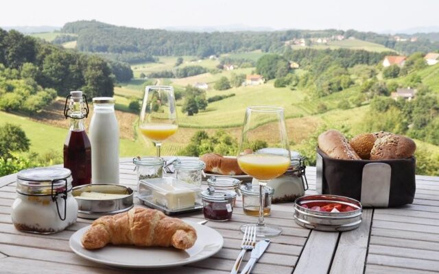 Weingarten-Resort Unterlamm Loipersdorf - Adults Only