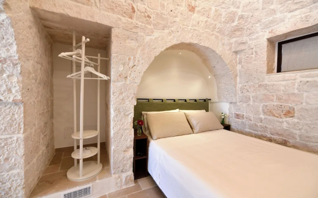 Lamarossa Trulli & Suites