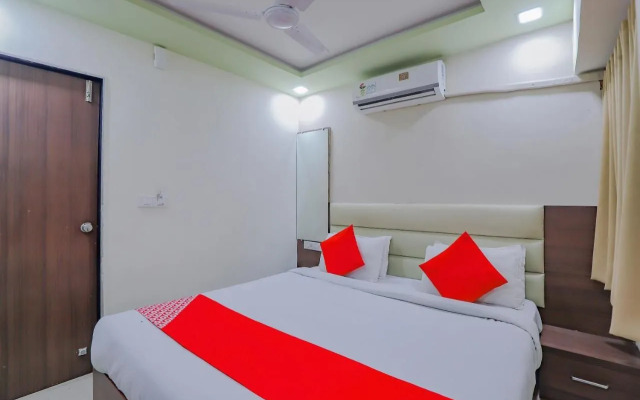 OYO 72759 Hotel Greenwood