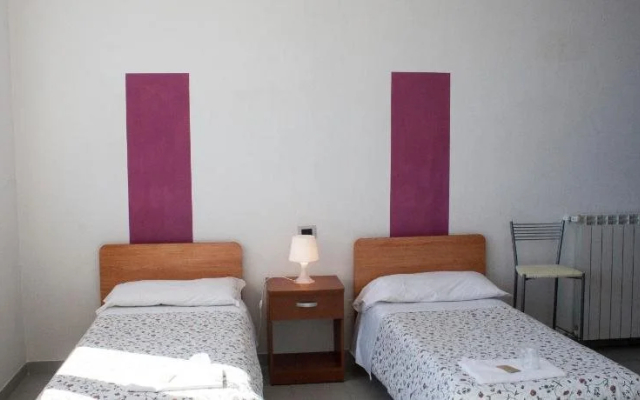 Perla del Levante Hostel