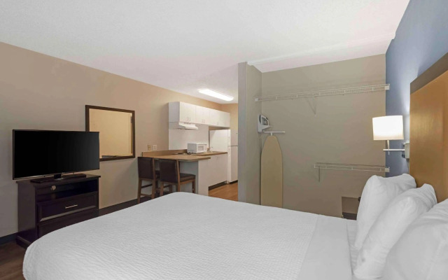 Extended Stay America Suites Memphis Airport